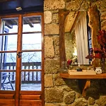 Petrino Stone Mountain Retreat