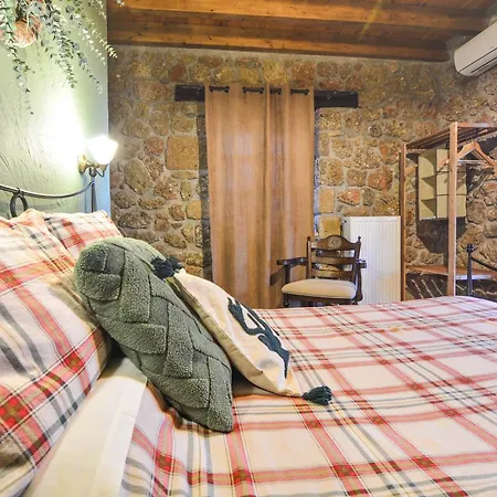 Petrino Kato Sinikia Trikalon