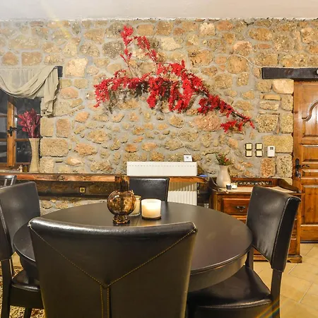 Petrino Guest house
