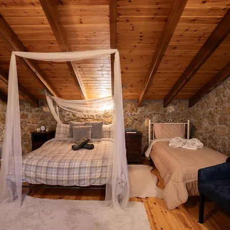 Maison d'hôtes Petrino Stone Mountain Retreat 3*