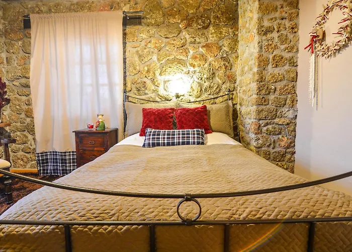 Petrino Kato Sinikia Trikalon